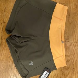 New (M) Performance Shorts